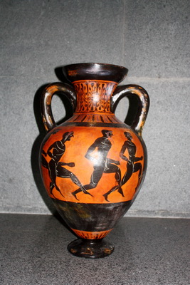 古奥运比赛场景陶瓶