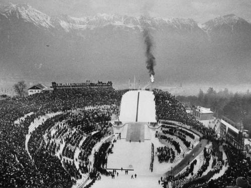 【历史上的今天】 第九届冬季奥运会于1964年1月29日在奥地利因斯布鲁克举行