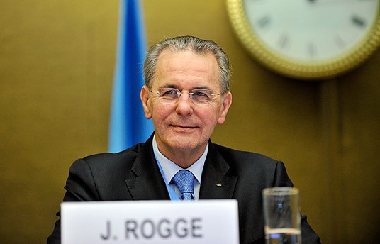 IOC/UN体育促进和平与发展成两日论坛重点议题